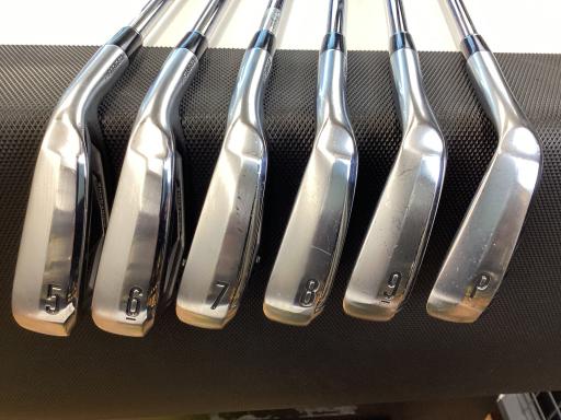 rqhwnm@ywT@Uri{FU{Zbgj