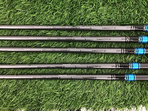 rhl@l`w@@Tri{FT{Zbgj