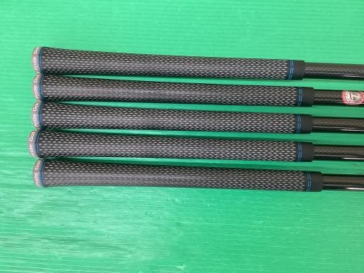 rhl@l`w@@Tri{FT{Zbgj