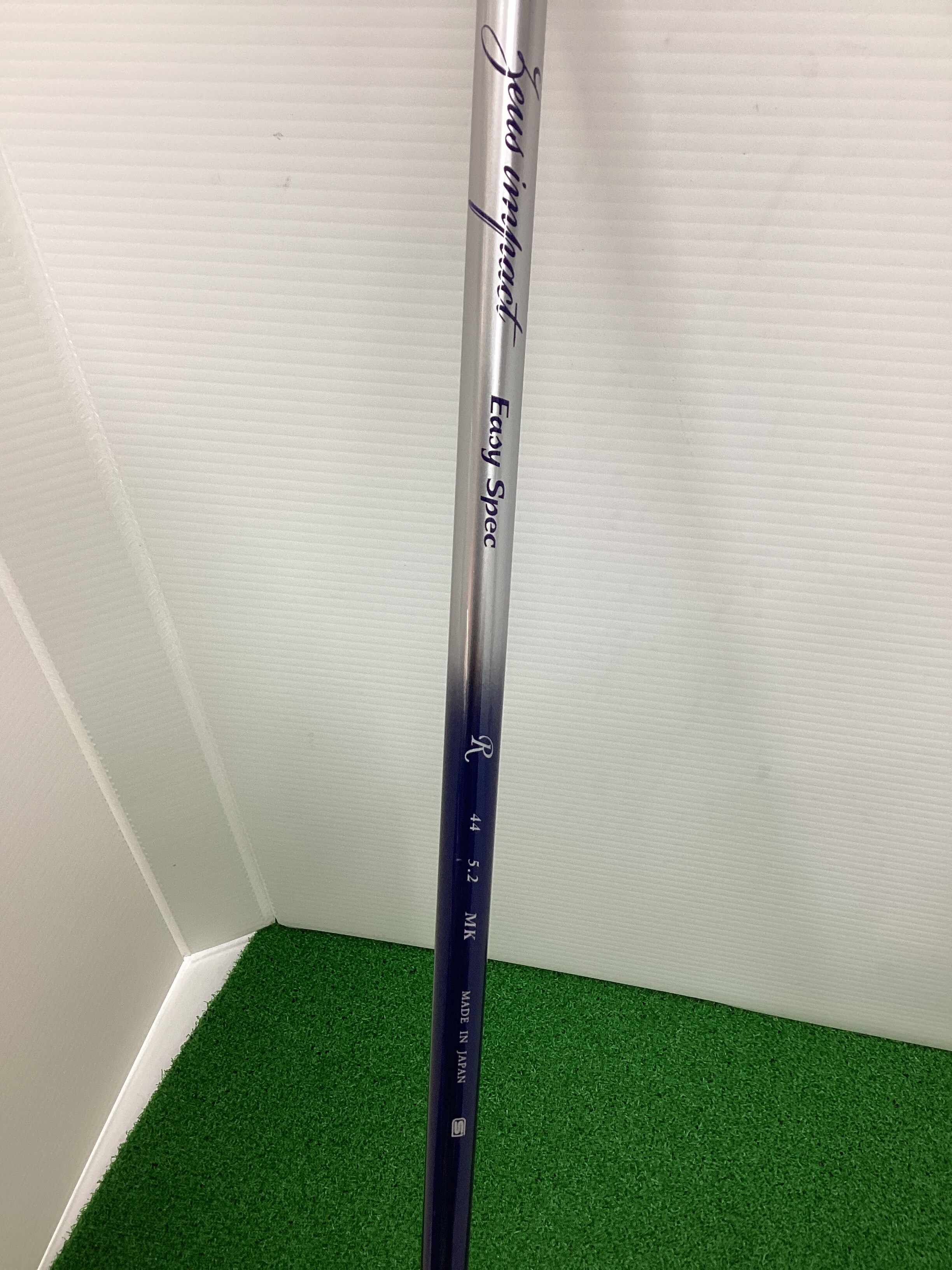ＺＥＵＳ　ＩＭＰＡＣＴ　Ｅａｚｙ　Ｓｐｅｃ　１１．５°（４５．５インチ）