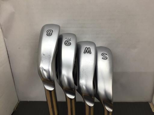 �f�@�k���Q�@�T�r�@���f�B�[�X�i���{���F�S�{�Z�b�g�j