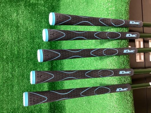 dohb@rs`q@Tri{FT{Zbgj