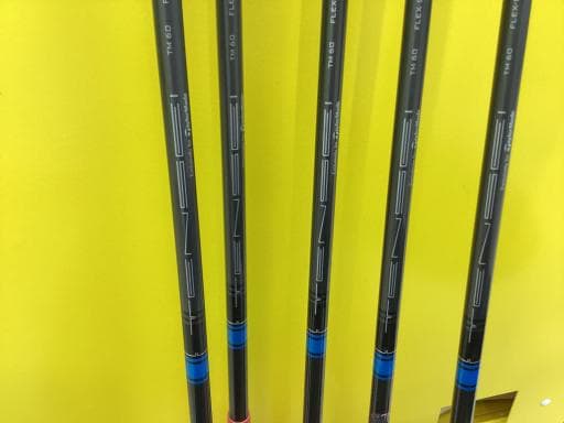 rhl@l`wEnr@@Tri{FT{Zbgj