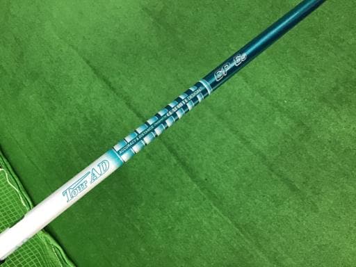 �q�������q���@�q�����@�u�@�u�Q�@�e�v�@�T�v