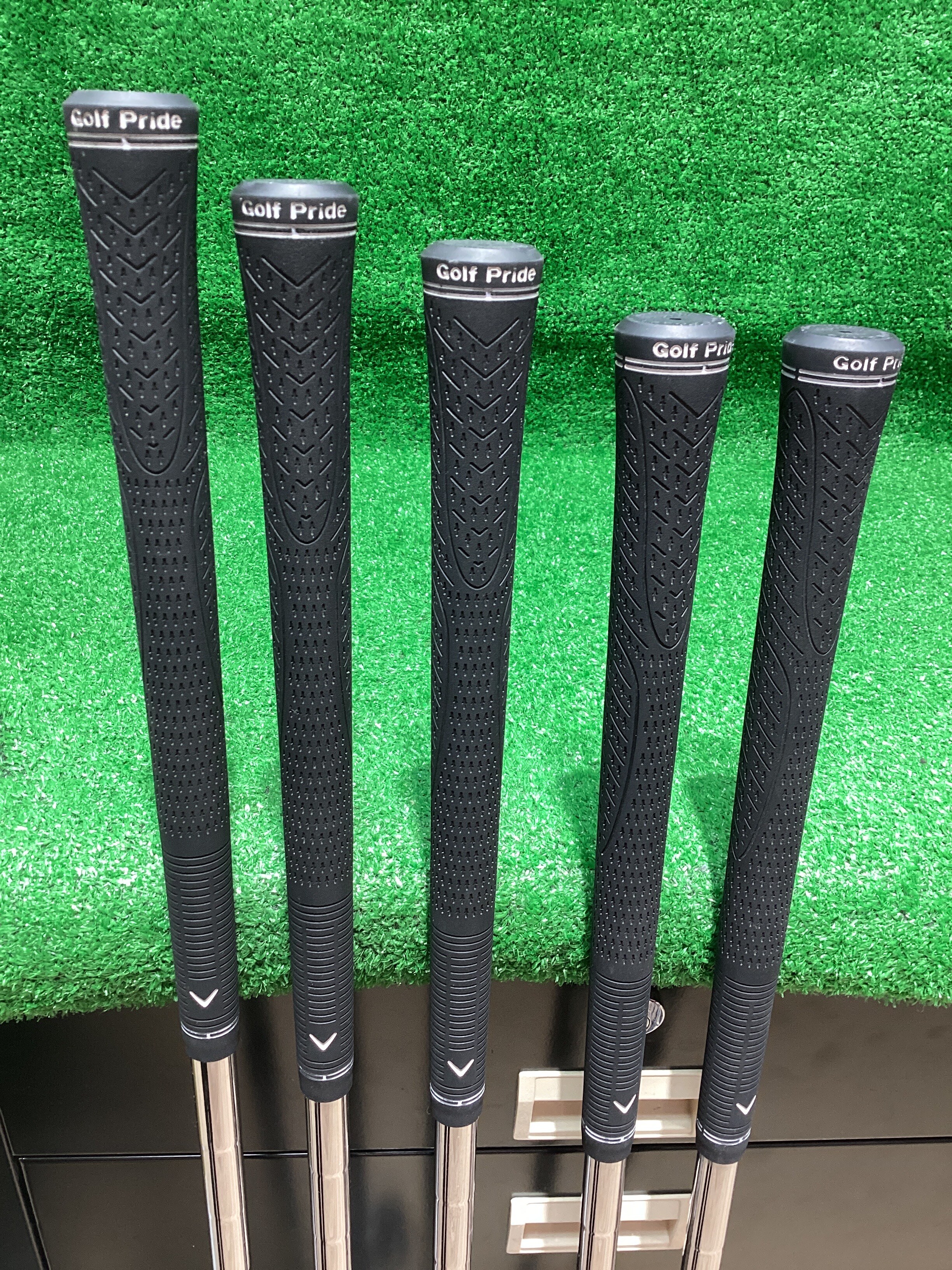 qnftd@rs@l`w@e`rs@Tri{FT{Zbgj