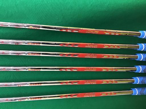 ���Q�P�O�@�U�r�i���{���F�U�{�Z�b�g�j