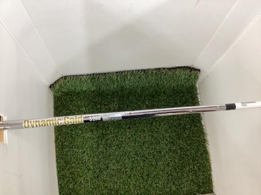 i`vr@q`v@NbL@TW°^PQ°v