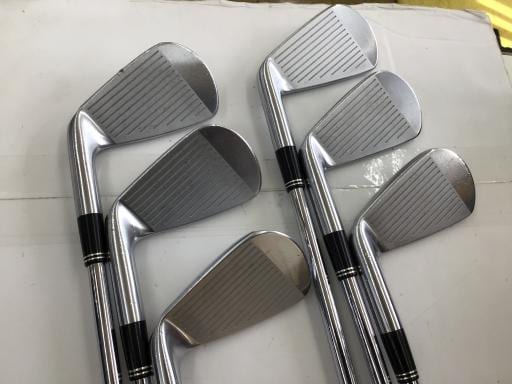 �r�q�h�w�n�m�@�y�V�S�T�@�@�U�r�i���{���F�U�{�Z�b�g�j