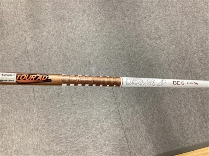 �r�q�h�w�n�m�@�y�w���@�R�v