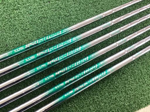 rqhwnm@ywS@Uri{FU{Zbgj