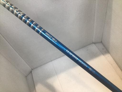 �r�q�h�w�n�m�@�y�w���@�T�v