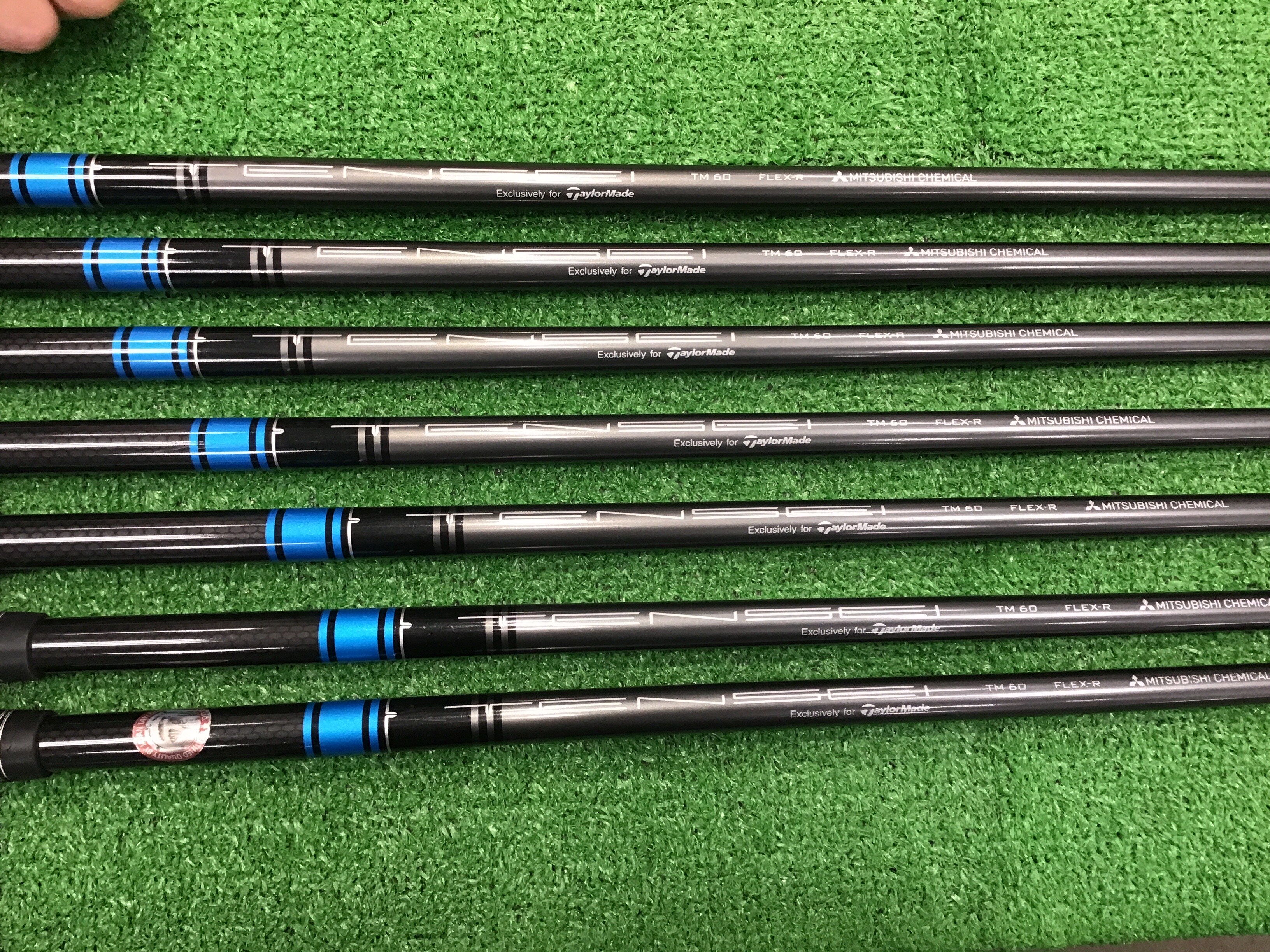 rhl@l`w@@Vri{FV{Zbgj