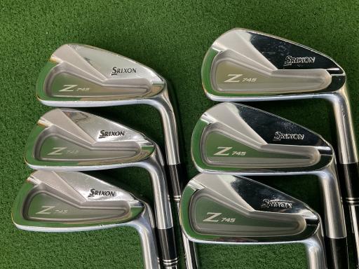 �r�q�h�w�n�m�@�y�V�S�T�@�@�U�r�i���{���F�U�{�Z�b�g�j