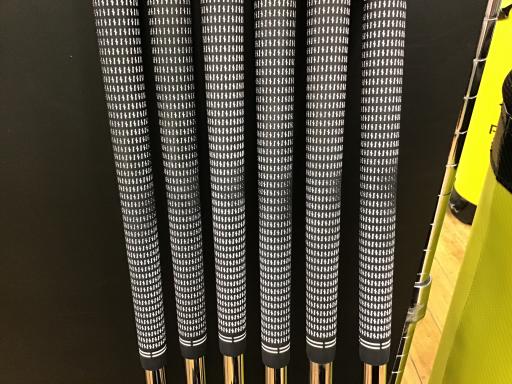 �a�q�h�c�f�d�r�s�n�m�d�@�Q�S�Q�b�a�{�@�U�r�i���{���F�U�{�Z�b�g�j