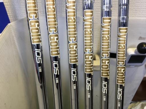 rqhwnm@yTWT@Uri{FU{Zbgj