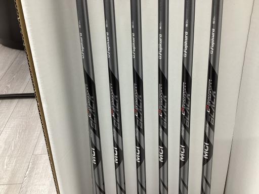 rqhwnm@ywT@Uri{FU{Zbgj