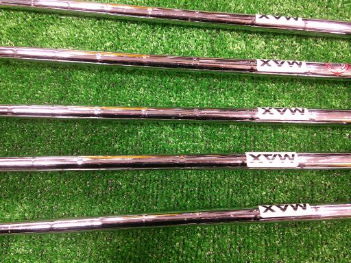 rhl@l`wEnr@@Tri{FT{Zbgj