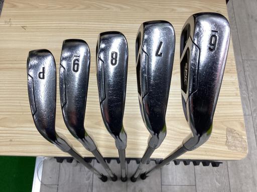 dohb@rs`q@Tri{FT{Zbgj