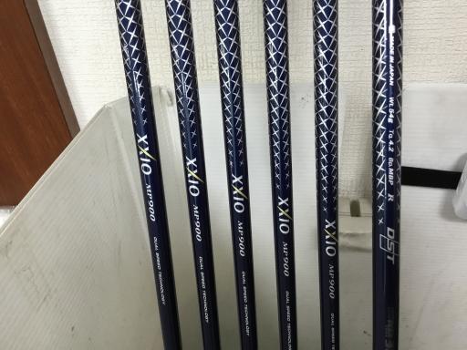 �w�w�h�n�i�Q�O�P�U�j�@�U�r�i���{���F�U�{�Z�b�g�j