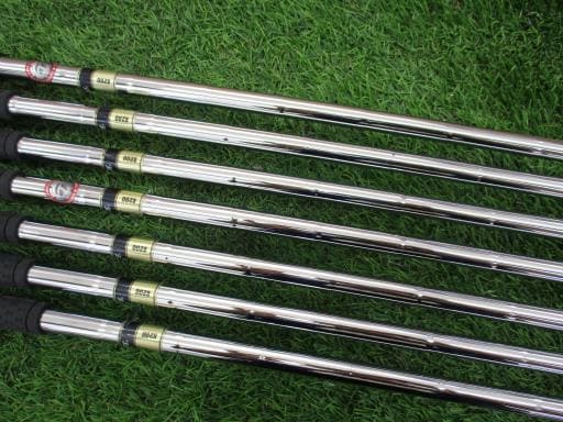 �s�����������@�l�������@�o�E�V�U�O�@�W�r�i���{���F�V�{�Z�b�g�j