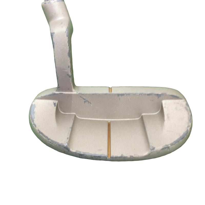 ���������i�Q�O�O�U�j�@�o�s�@���f�B�[�X