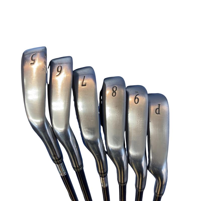 �w�w�h�n�i�Q�O�P�W�j�@�U�r�i���{���F�U�{�Z�b�g�j