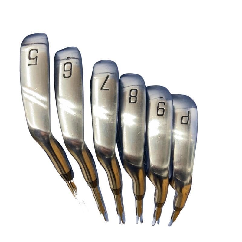 �a�q�h�c�f�d�r�s�n�m�d�@�Q�Q�Q�b�a�{�@�U�r�i���{���F�U�{�Z�b�g�j