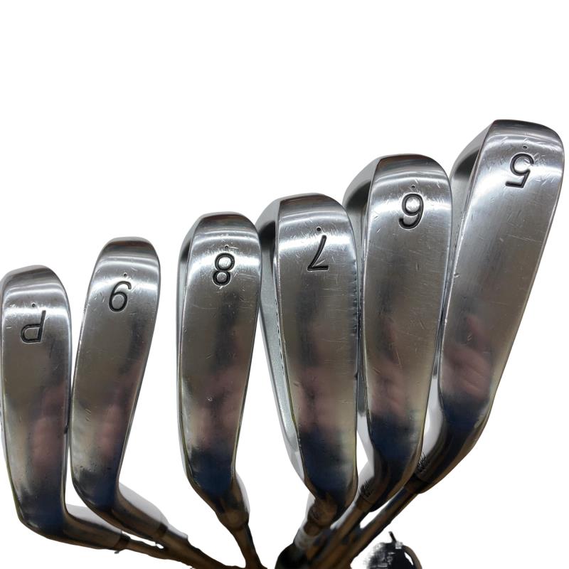 �q�r�@�e�n�q�f�d�c�i�Q�O�P�W�j�@�U�r�i���{���F�U�{�Z�b�g�j