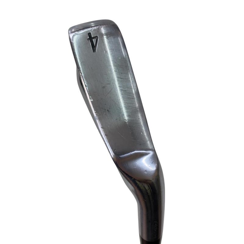 �r�q�h�w�n�m�@�y�T�S�T�@���S