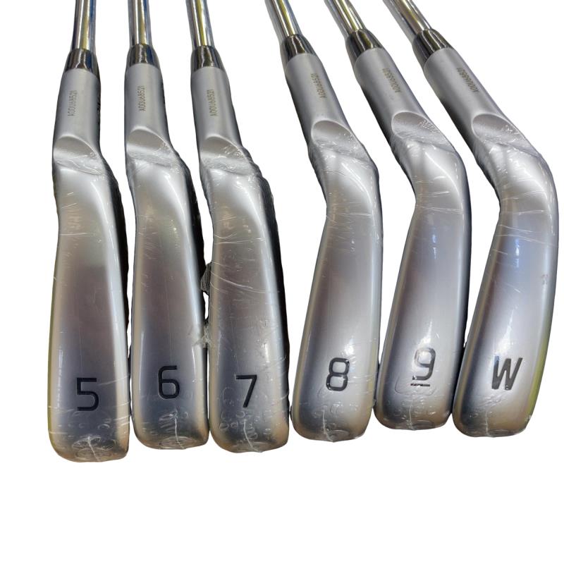 ���Q�R�O�@�U�r�i���{���F�U�{�Z�b�g�j