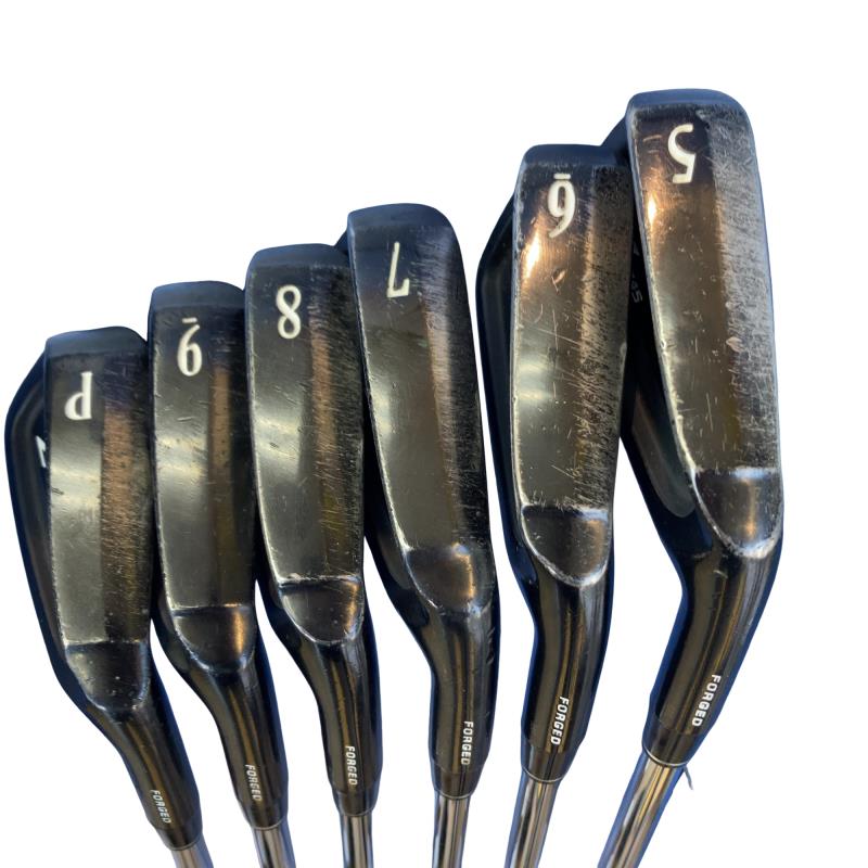 �r�q�h�w�n�m�@�y�V�S�T�@�u���b�N�@�@�U�r�i���{���F�U�{�Z�b�g�j