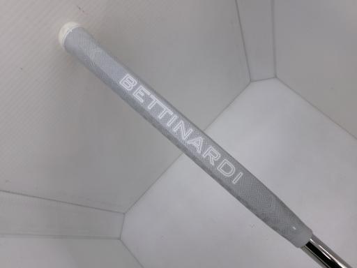 ＢＥＴＴＩＮＡＲＤＩ　ＱＵＥＥＮ　Ｂ　＃１１（２０２３）　３４インチ