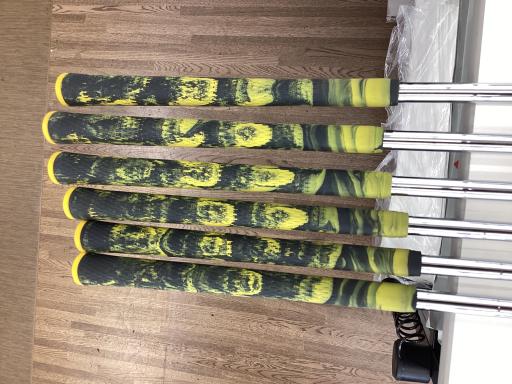 �l�����������@�o�����@�Q�Q�T�@�U�r�i���{���F�U�{�Z�b�g�j