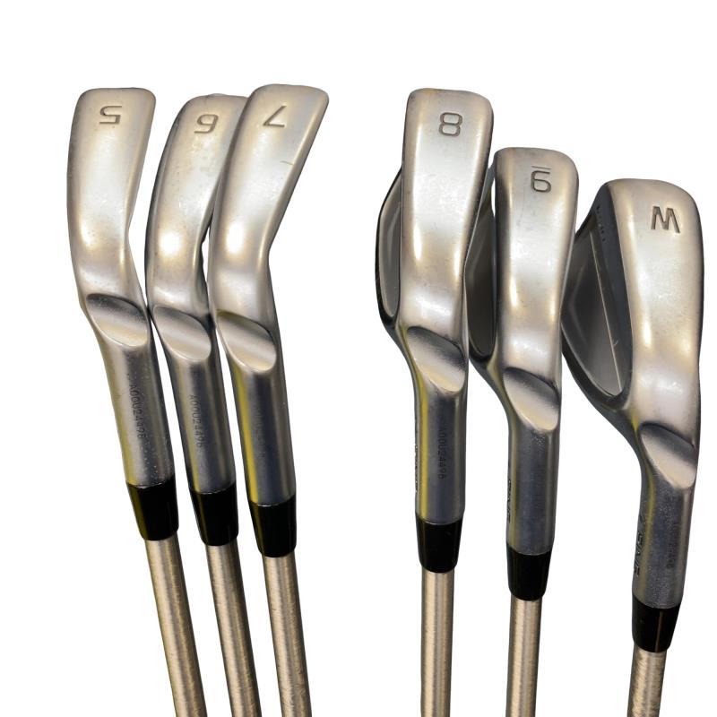 ���Q�R�O�@�U�r�i���{���F�U�{�Z�b�g�j