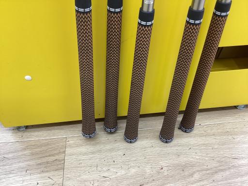 l`uqhj@l`w@Tri{FT{Zbgj