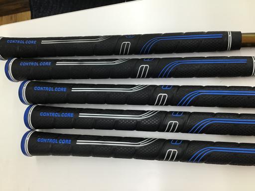 ���T�O�O�@�T�r�i���{���F�T�{�Z�b�g�j