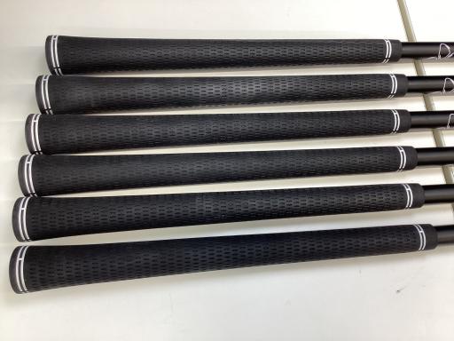ＳＲＩＸＯＮ　ＺＸｉ５　６Ｓ