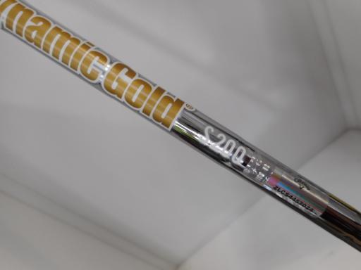 i`vr@q`v@NbL@TU°^PO°r