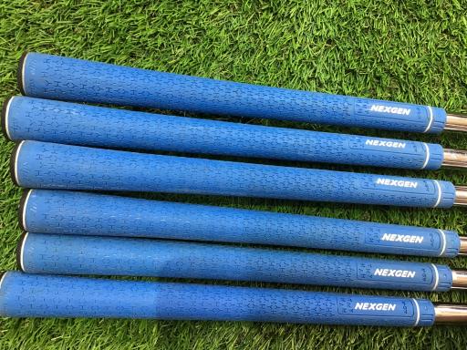 ＳＲＩＸＯＮ　ＺＸｉ５　６Ｓ