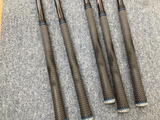 rhl@l`w@@Tri{FT{Zbgj