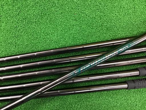 Ｘ　ＦＯＲＧＥＤ　ＳＴＡＲ（２０２４）　ＢＬＡＣＫ　６Ｓ