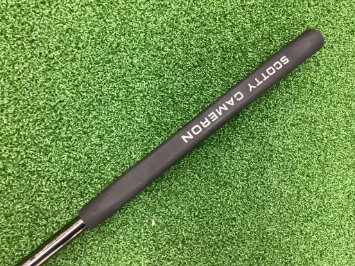 ＳＣＯＴＴＹ　ＣＡＭＥＲＯＮ　Ｂ３　ＴＲＩＰＬＥ　ＢＬＡＣＫ　ＤＥＳＩＧＮ　ＬＴＤ　ＳＡＮＴＡ　ＦＥ　３４インチ
