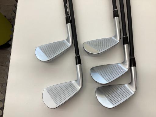 ＳＲＩＸＯＮ　ＺＸｉ４　５Ｓ