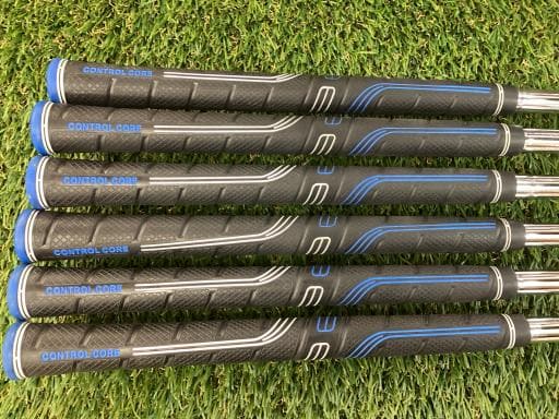 �r�q�h�w�n�m�@�y�V�S�T�@�@�U�r�i���{���F�U�{�Z�b�g�j