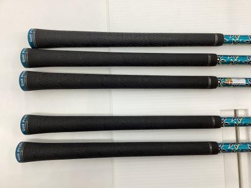 qnftd@rs`q@Tri{FT{Zbgj