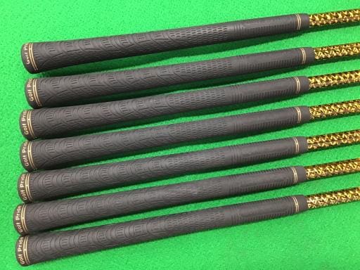ＢＥＲＥＳ　ＢＬＡＣＫ　８Ｓ