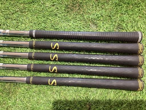 rqhwnm@ywT@Uri{FT{Zbgj