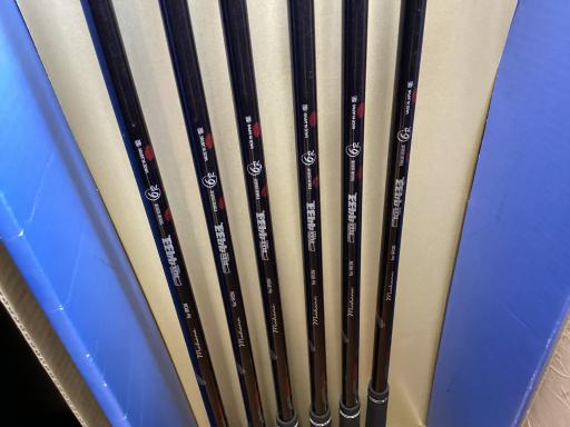 rqhwnm@yTWT@Uri{FU{Zbgj