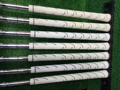 rqhwnm@yVQT@@Wri{FV{Zbgj