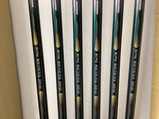 �o�g�x�y�i�Q�O�P�R�j�@�U�r�i���{���F�U�{�Z�b�g�j